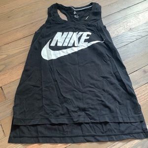 Nike tank